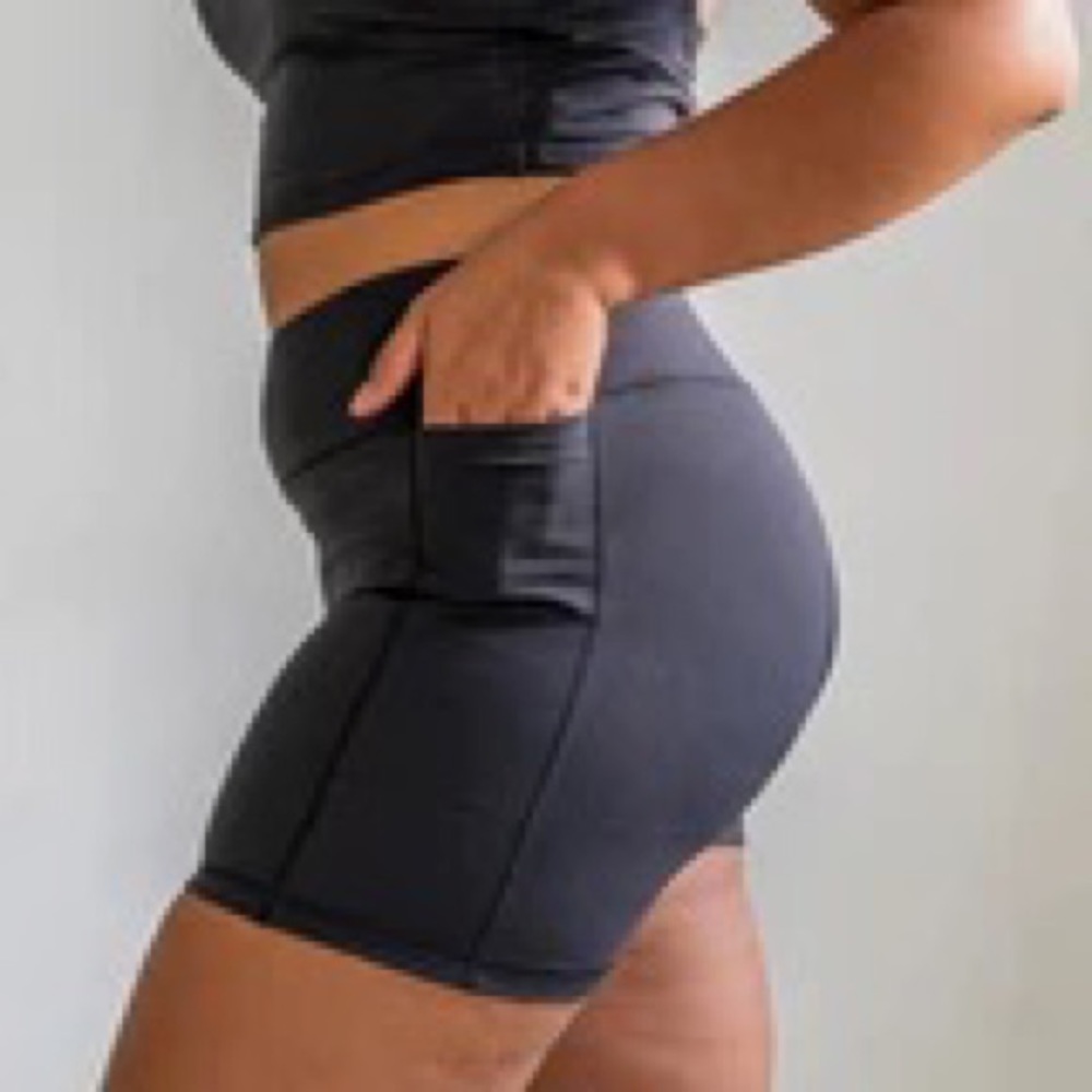 Senita Athletics Skin Adventure Rio Shorts (3.75 in. inseam) - Black